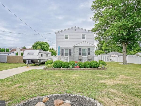 133 DOBBS AVENUE, BELLMAWR, NJ 08031