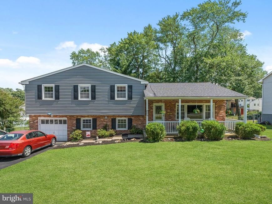 2165 Overlook Drive, Aston, PA 19014 Main Photo