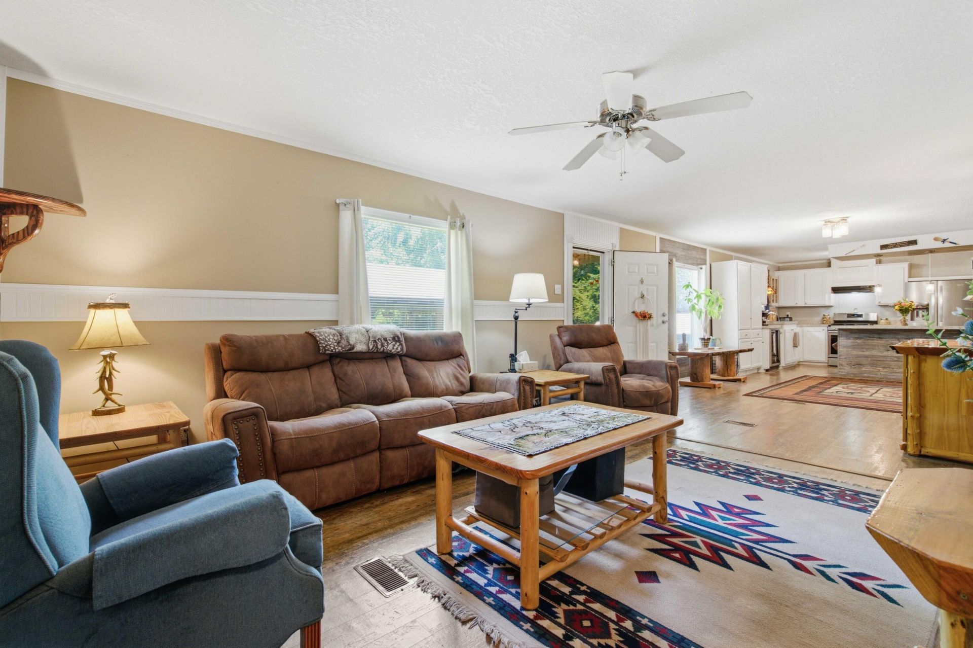 4886 State Road Photo 12