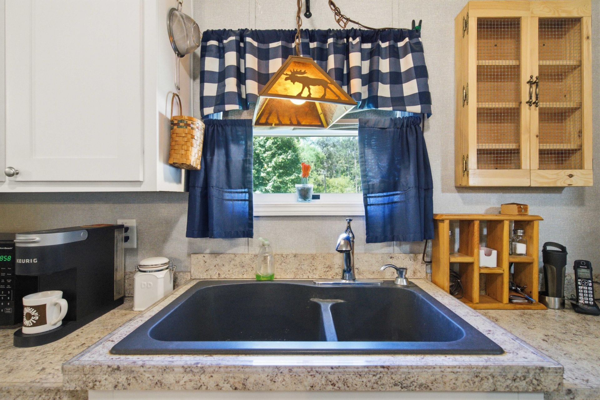 4886 State Road Photo 18