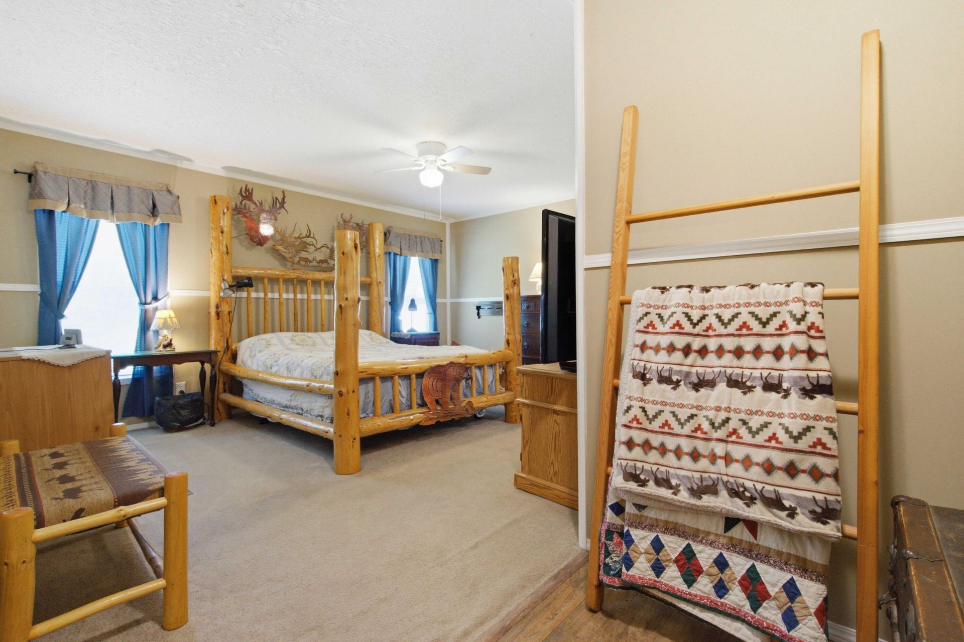 4886 State Road Photo 23
