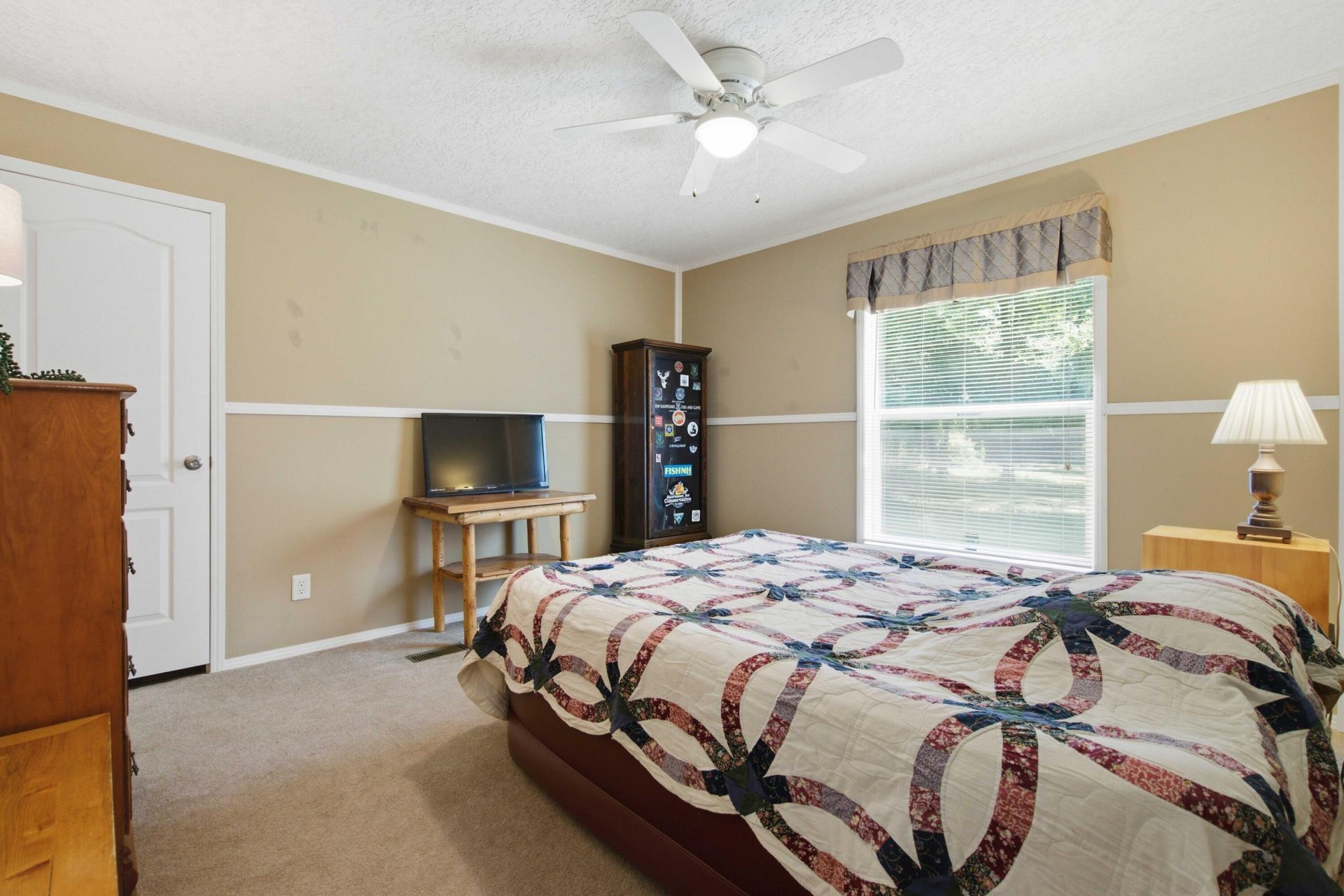 4886 State Road Photo 31
