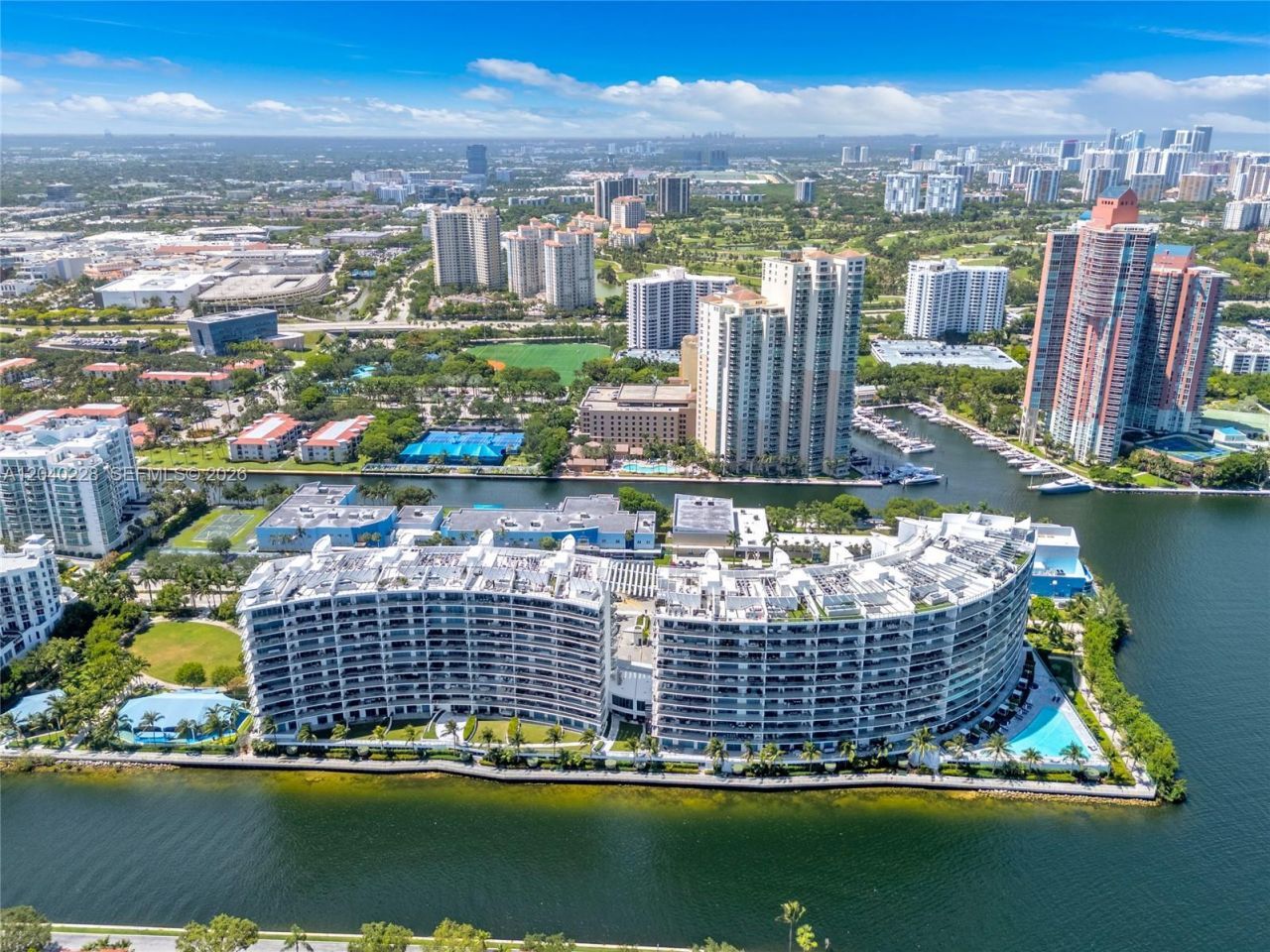 3300 NE 188th St, Unit 318, Aventura, FL 33180 Photo