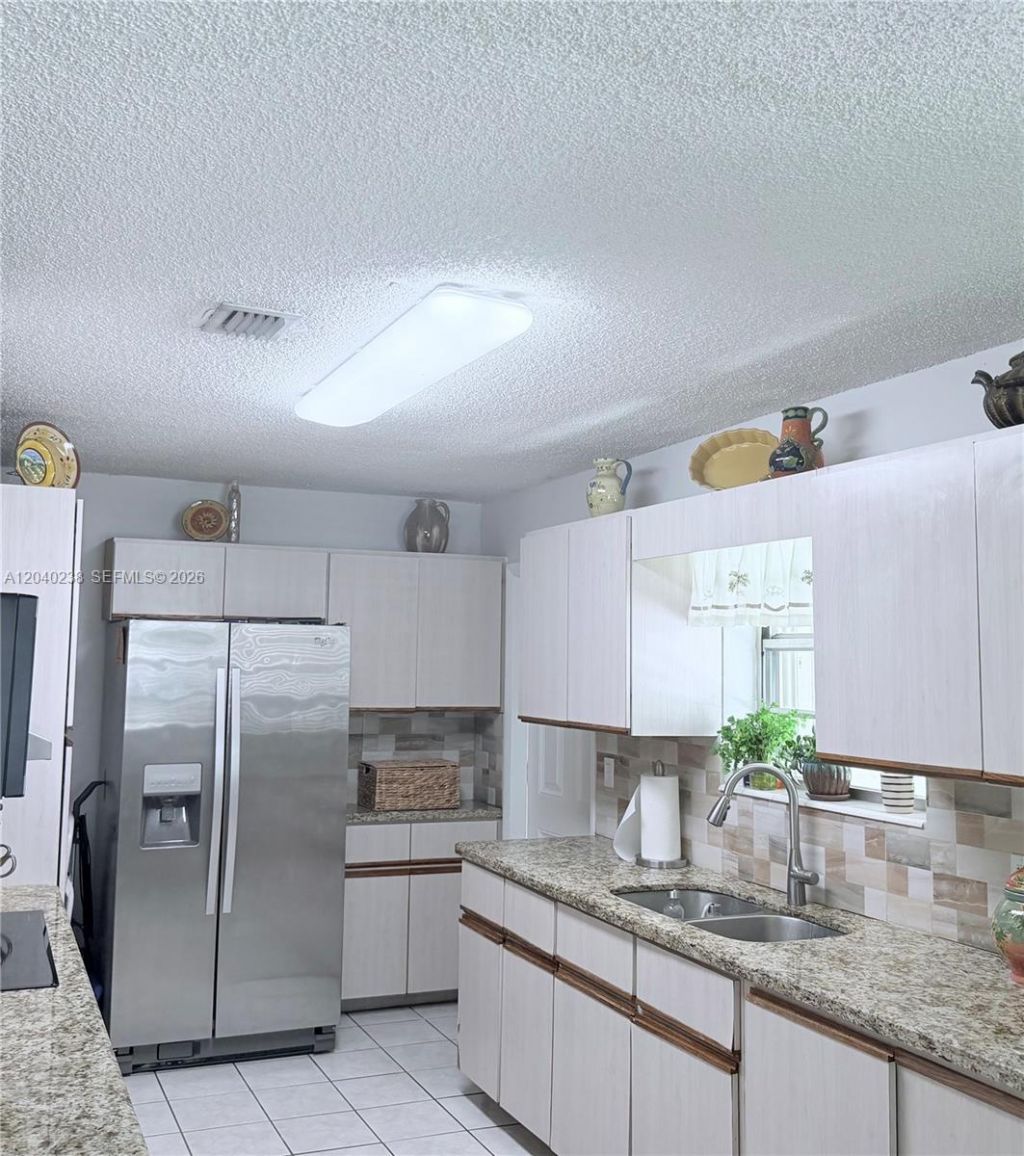 3397 W 14th Ct , Hialeah, FL 33012 Photo
