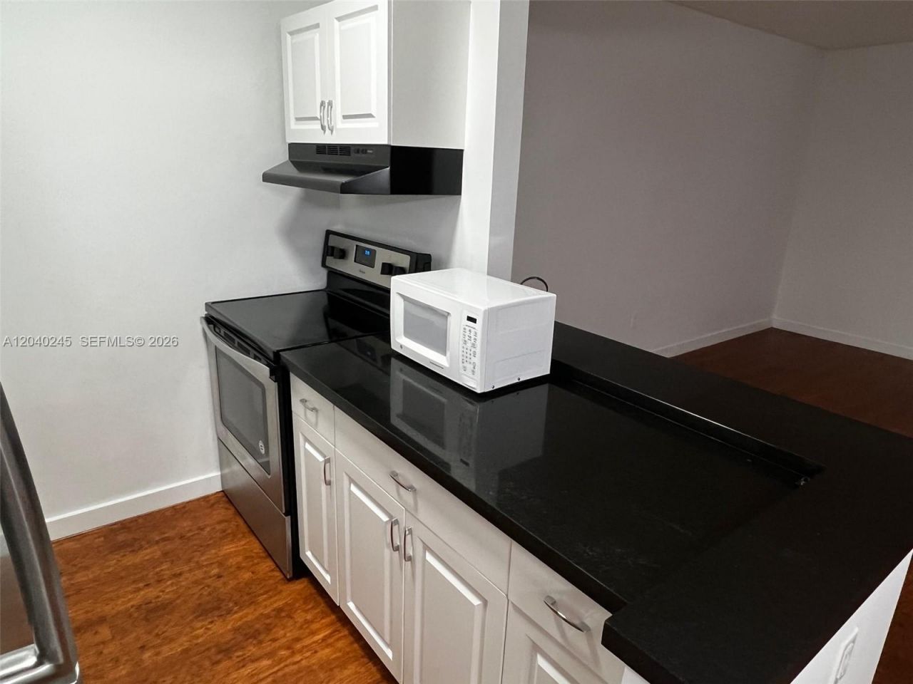1790 79th St Cswy , Unit B307, North Bay Village, FL 33141 Photo