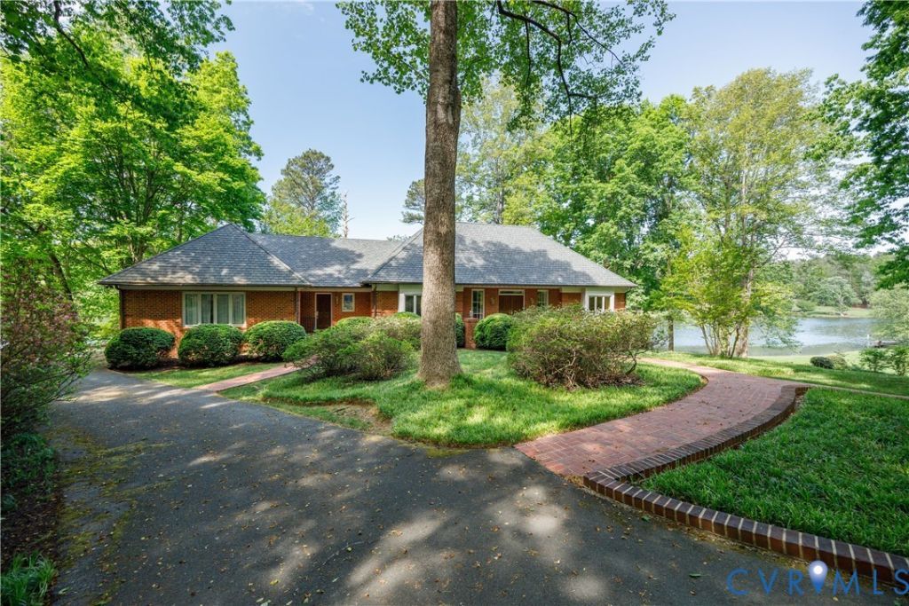 14491 Three Oaks Terrace Montpelier, VA 