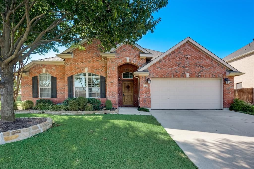 15417 Landing Creek Lane, Fort Worth, TX 76262 Main Photo
