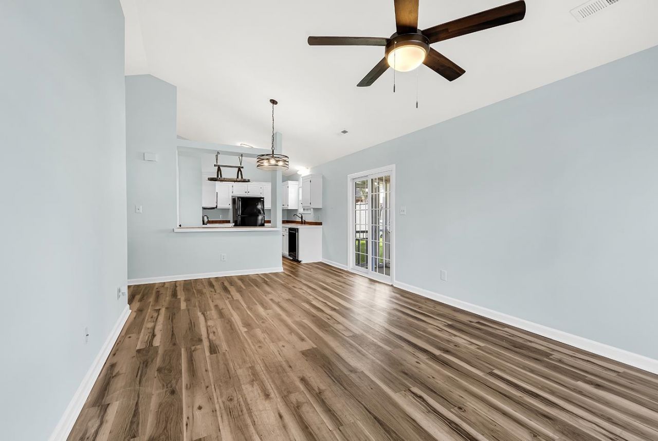 1348 Tranquility Ln. Photo 10