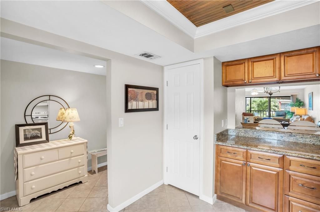 4640 Chantelle Dr , Unit N204, Naples, FL 34112 Photo