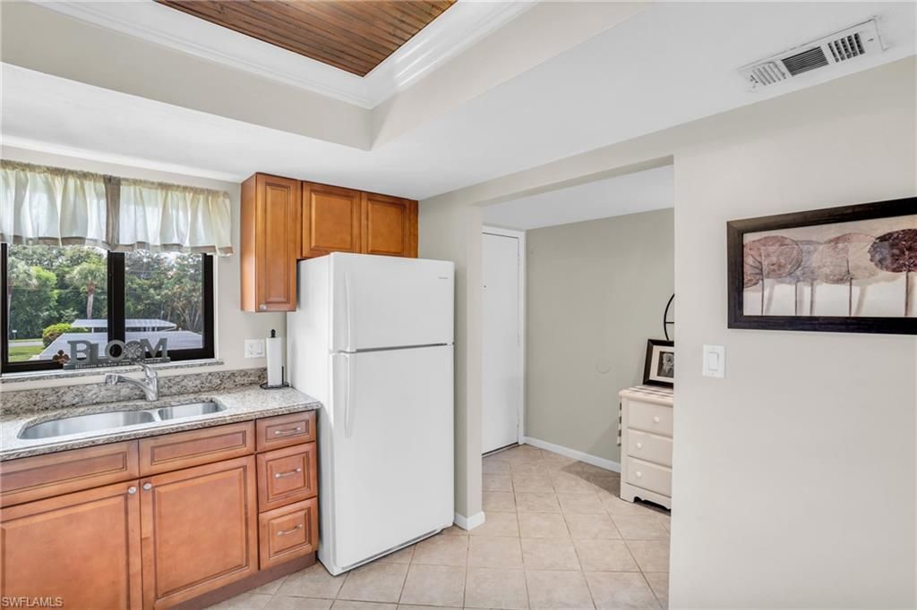 4640 Chantelle Dr , Unit N204, Naples, FL 34112 Photo