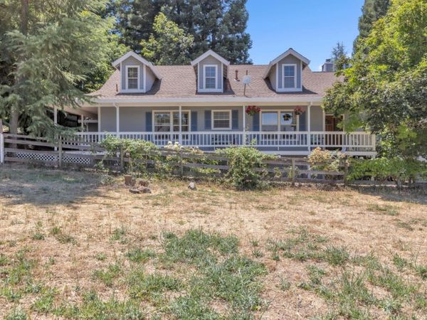 1810 American River Trl, Cool, CA 95614