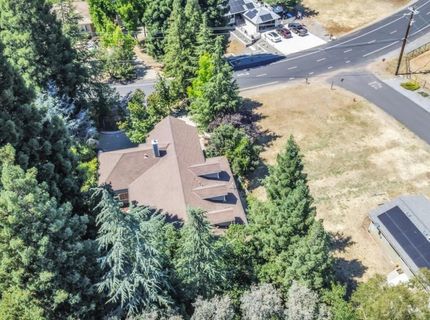 1810 American River Trl, Cool, CA 95614 Photo