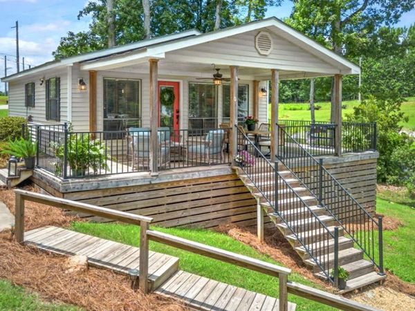 163 Spurgeon Drive SE, Milledgeville, GA 31061