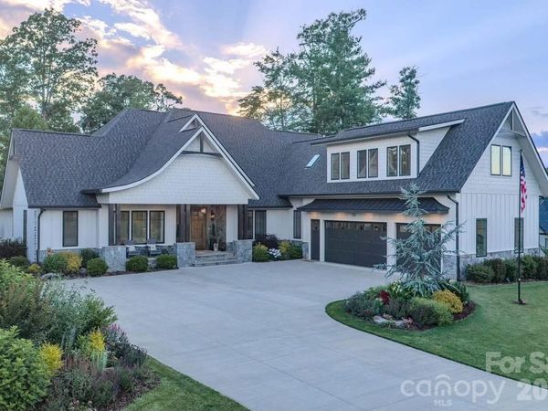 73 Angelina Lane, Mills River, NC 28759