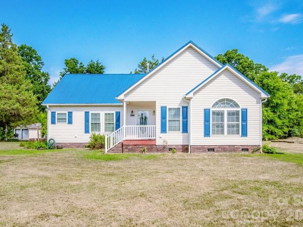 2860 Needmore Road, Woodleaf, NC 27054
