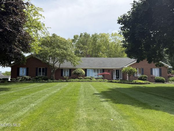 6081 Ohio 113 , Bellevue, OH 44811
