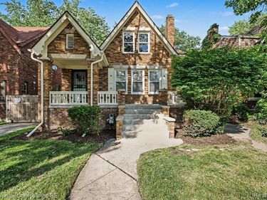 5984 Kensington Avenue, Detroit, MI 48224