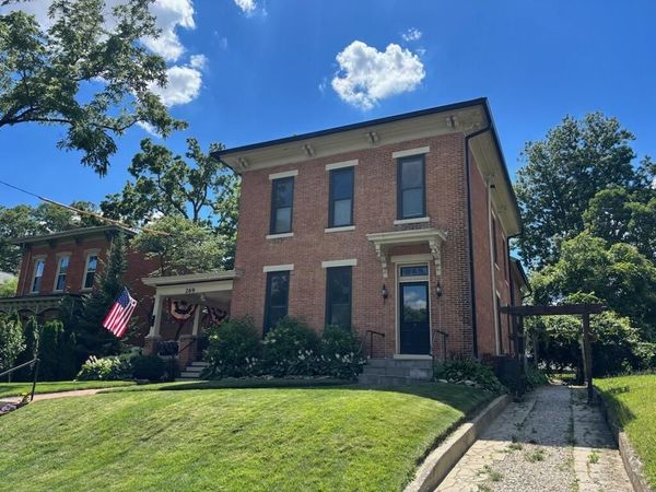 269 N Sandusky Street , Delaware, OH 43015