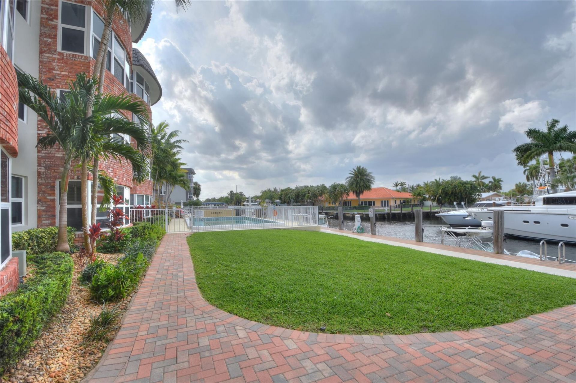 3111 NE 51st Street, Unit 405c, Fort Lauderdale, FL 33308 Photo