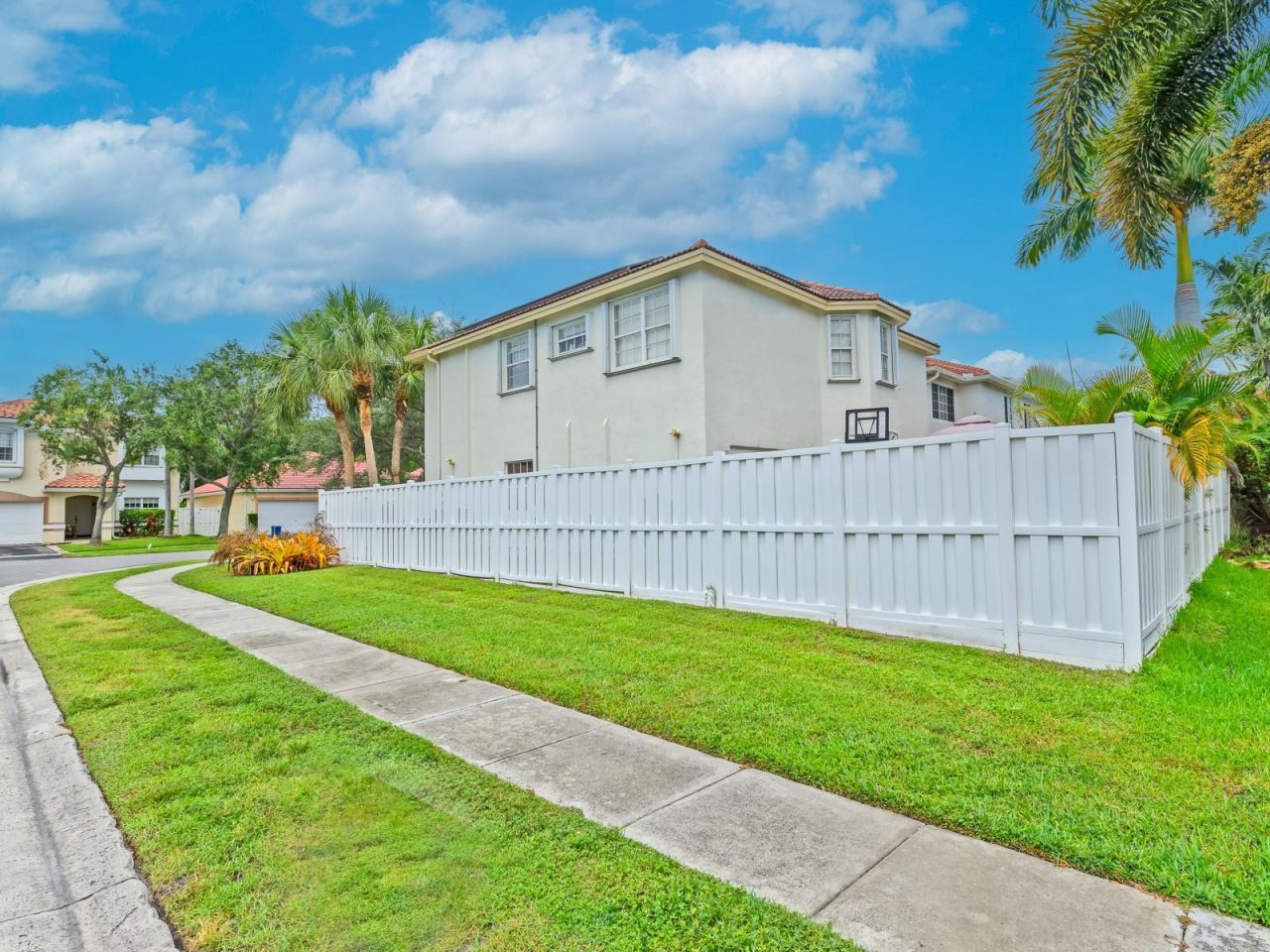 101 Gables Boulevard, Weston, FL 33326 Photo