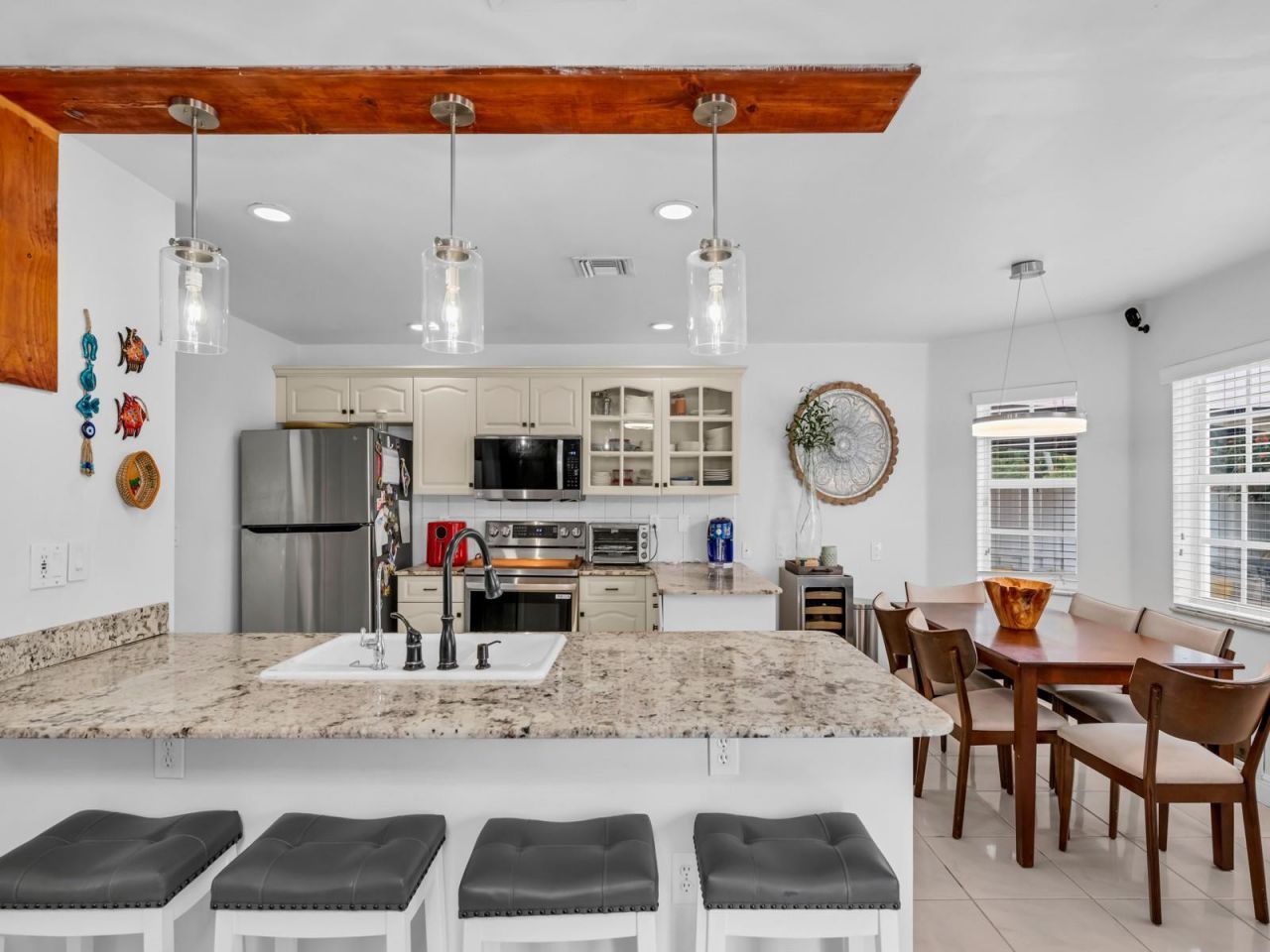 101 Gables Boulevard, Weston, FL 33326 Photo
