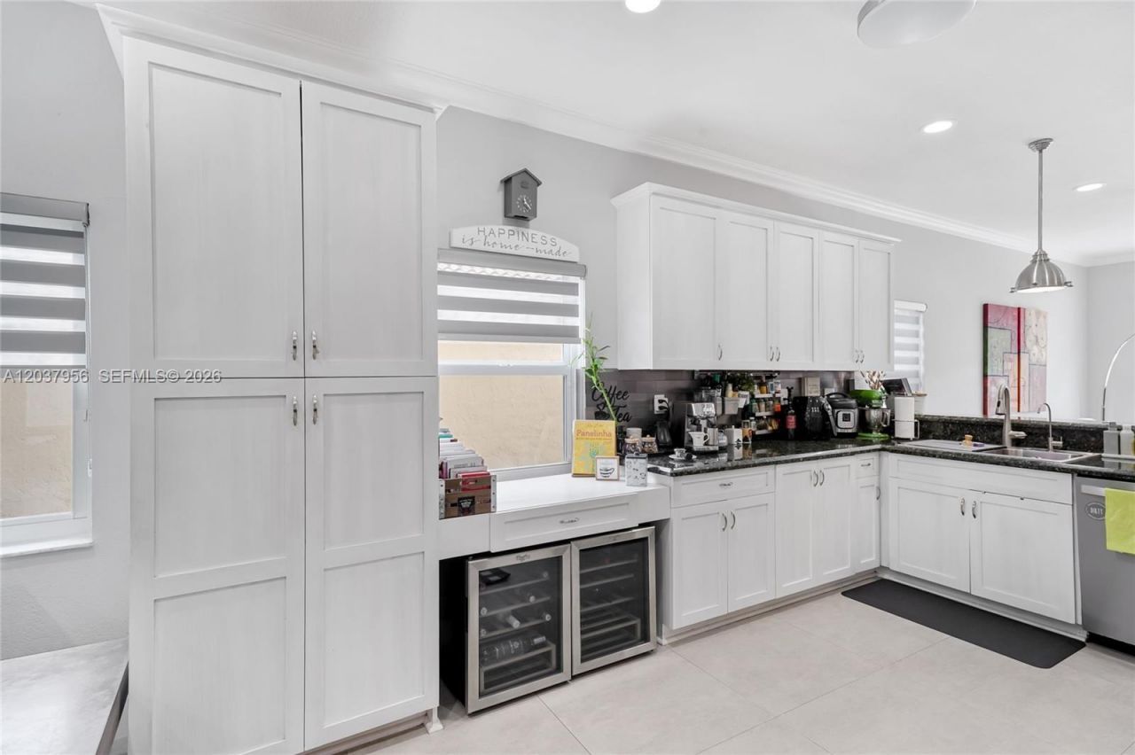 4152 Sapphire Ter, Weston, FL 33331 Photo