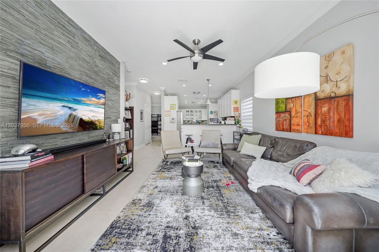 4152 Sapphire Ter, Weston, FL 33331 Photo