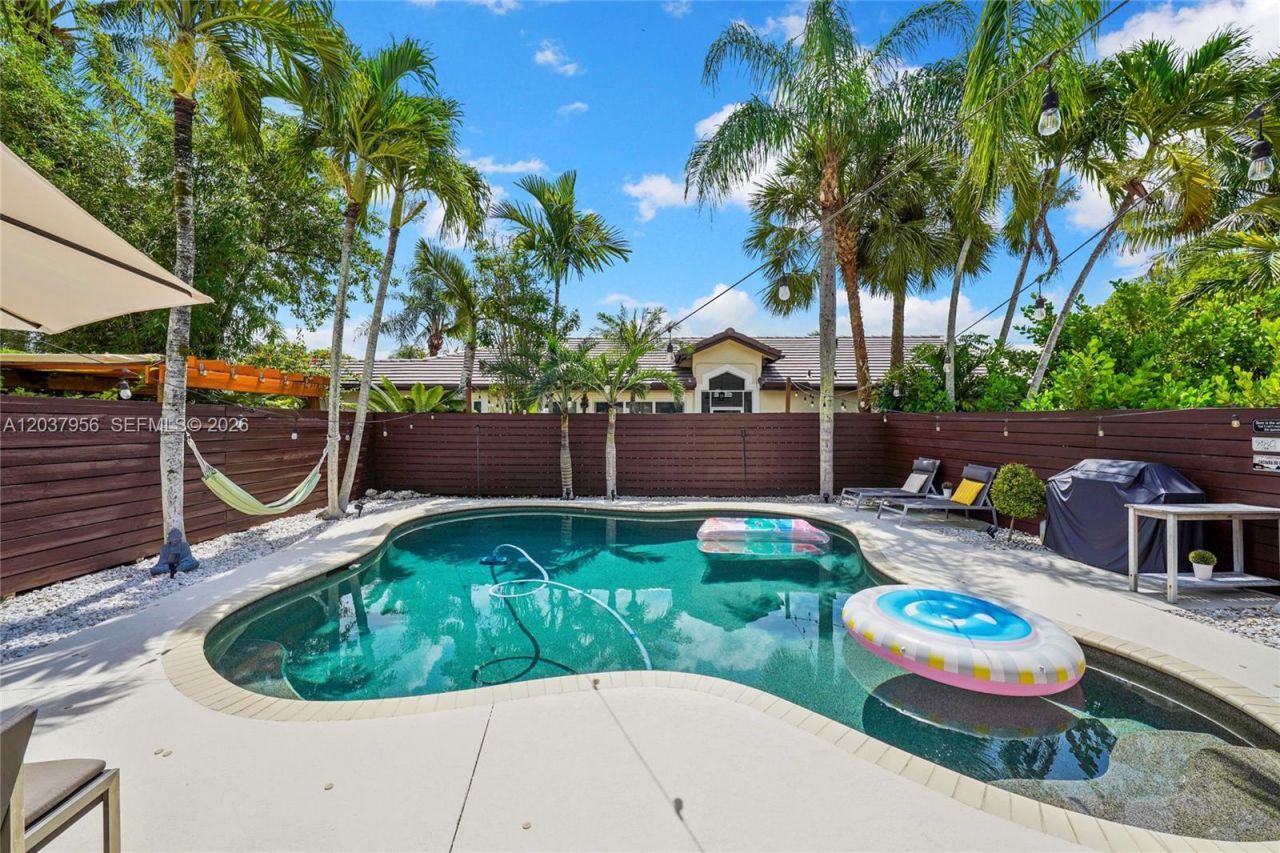 4152 Sapphire Ter, Weston, FL 33331 Photo