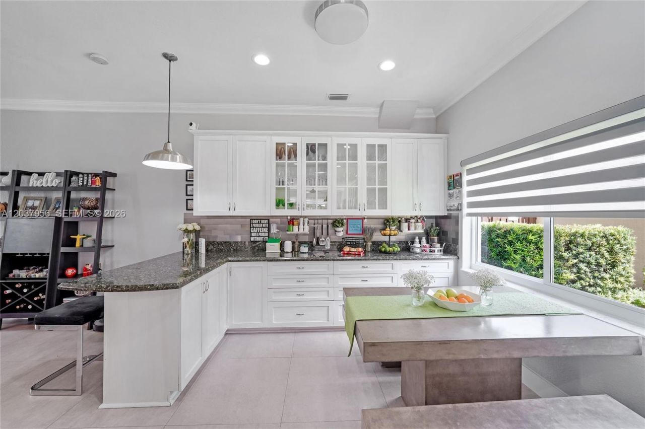 4152 Sapphire Ter, Weston, FL 33331 Photo