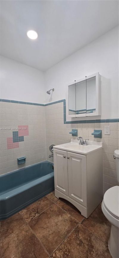 201 SW 30th Ct , Unit efficiency, Miami, FL 33135 Photo