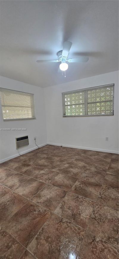 201 SW 30th Ct , Unit efficiency, Miami, FL 33135 Photo