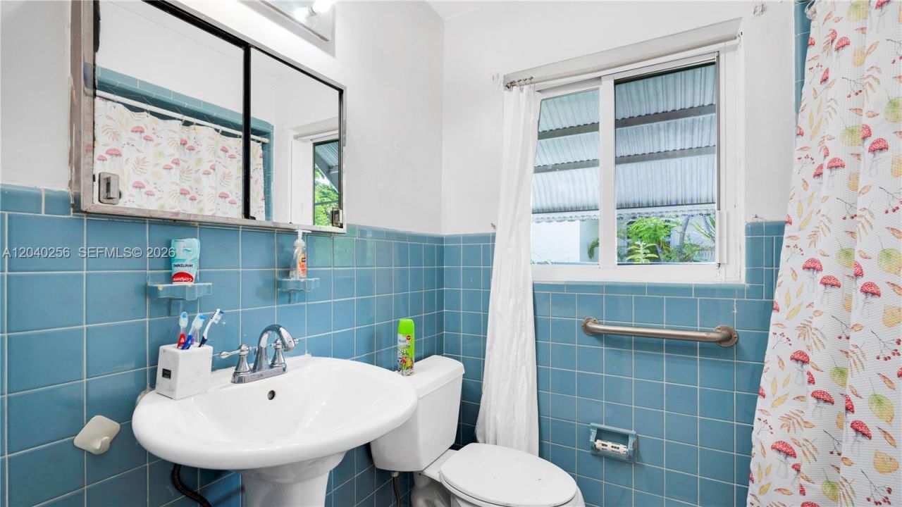 3145 Hollywood Blvd , Hollywood, FL 33021 Photo