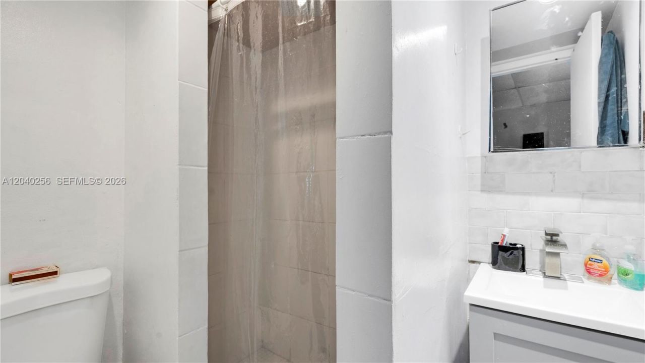 3145 Hollywood Blvd , Hollywood, FL 33021 Photo