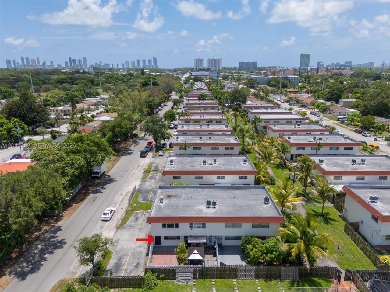 1450 NE 151st St, Unit 101, Miami, FL 33162 Photo