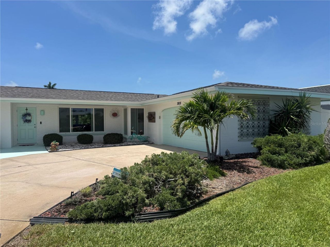 3808 100th Street W, Bradenton, FL 34210 Main Photo