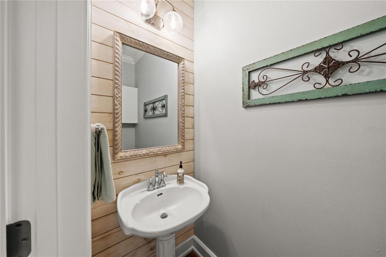 2810 Sarasota Golf Club Boulevard, Sarasota, FL 34240 Photo