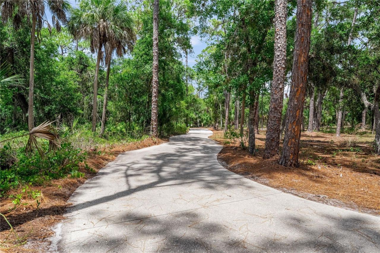 2810 Sarasota Golf Club Boulevard, Sarasota, FL 34240 Photo