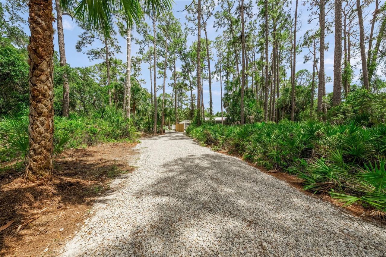 2810 Sarasota Golf Club Boulevard, Sarasota, FL 34240 Photo