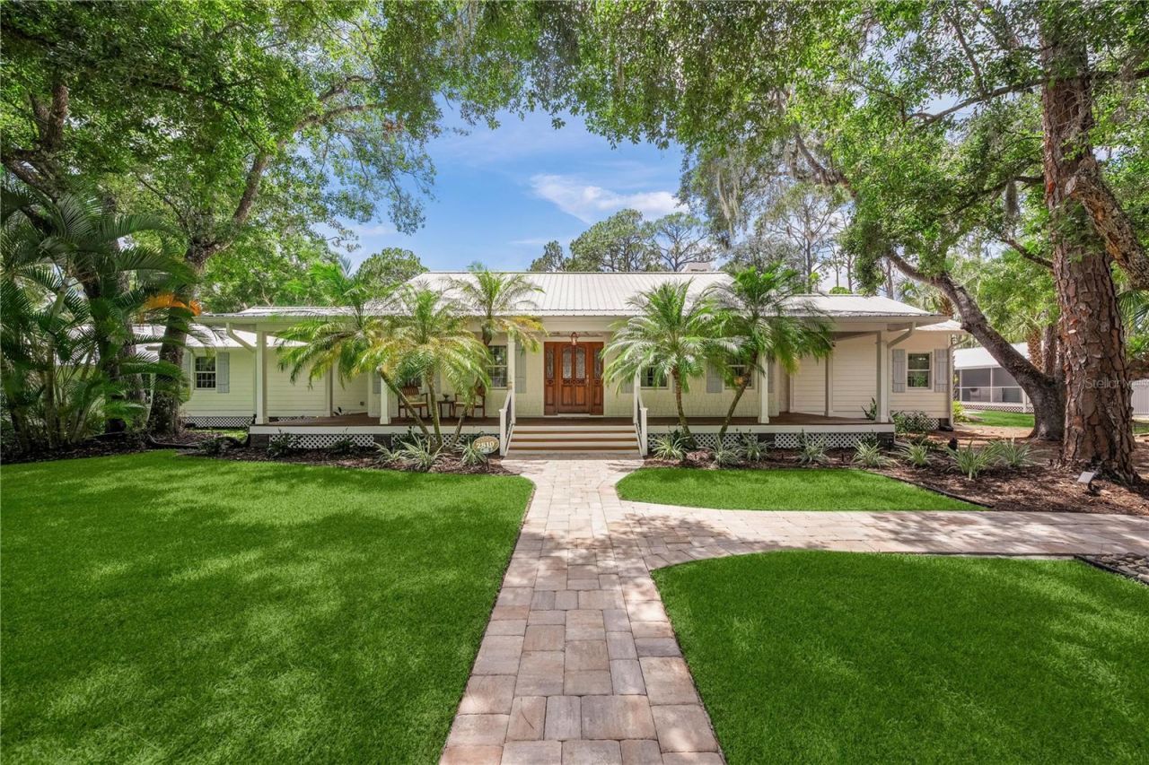 2810 Sarasota Golf Club Boulevard, Sarasota, FL 34240 Photo