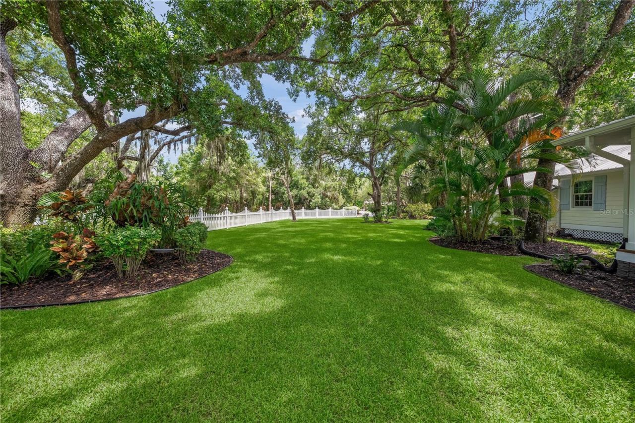 2810 Sarasota Golf Club Boulevard, Sarasota, FL 34240 Photo
