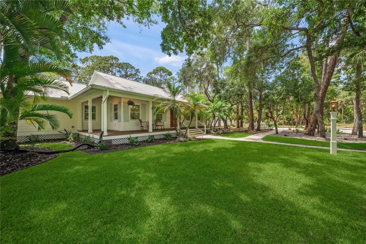 2810 Sarasota Golf Club Boulevard, Sarasota, FL 34240 Photo