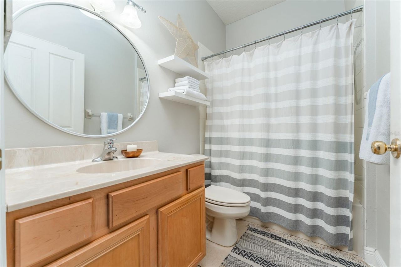 15211 Merlinglen Place , Lithia, FL 33547 Photo