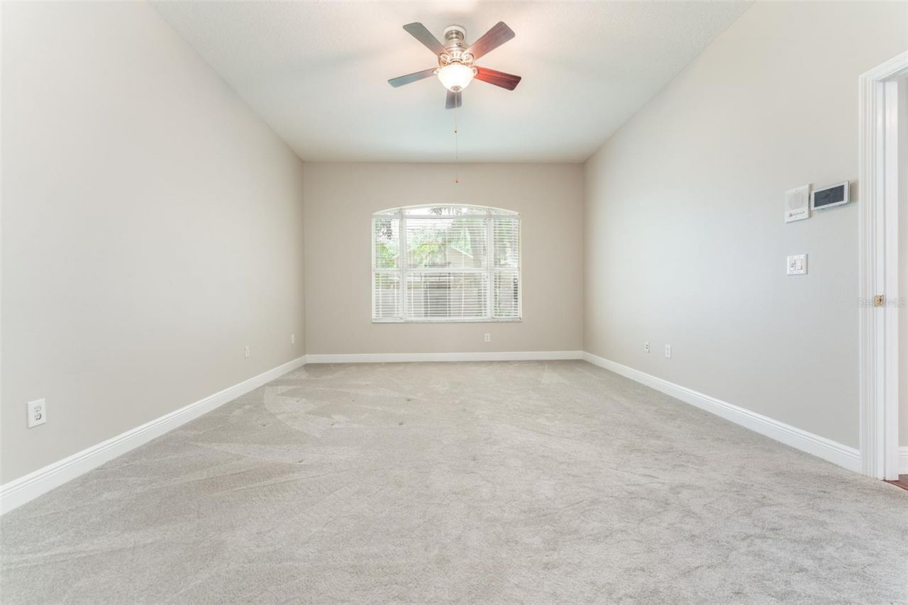 15211 Merlinglen Place , Lithia, FL 33547 Photo