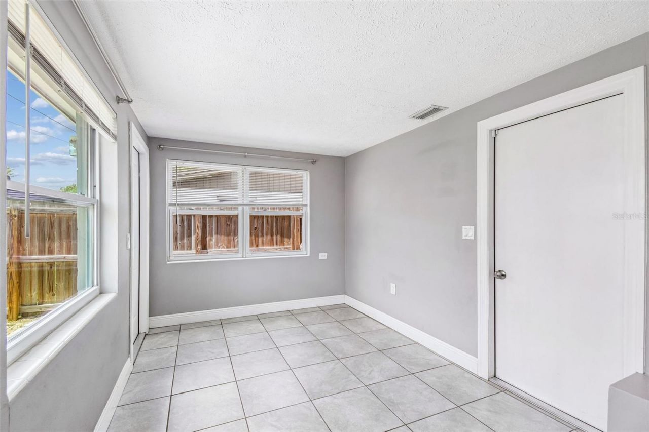 4041 Valencia Drive, New Port Richey, FL 34652 Photo