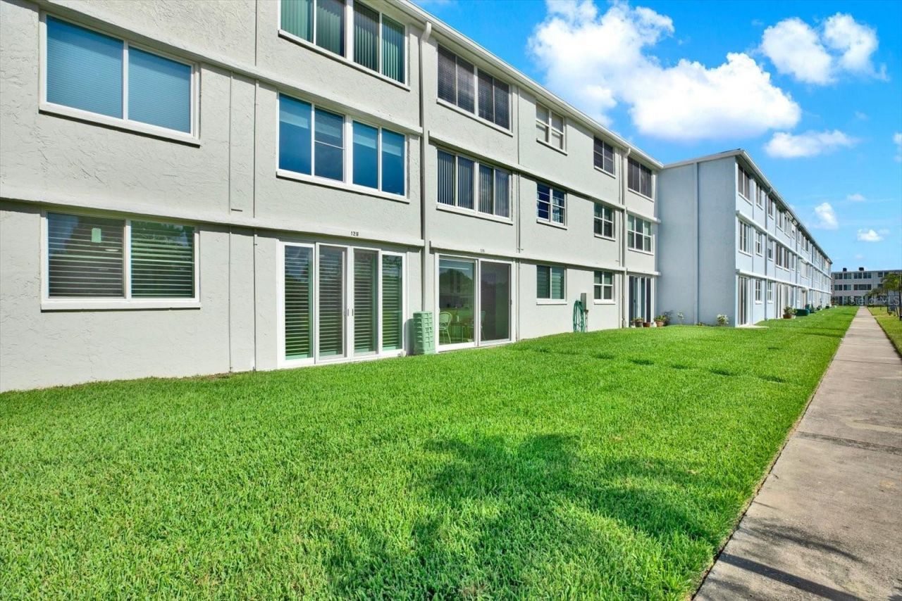 4715 Bay Street Ne, Unit 126, Saint Petersburg, FL 33703 Photo