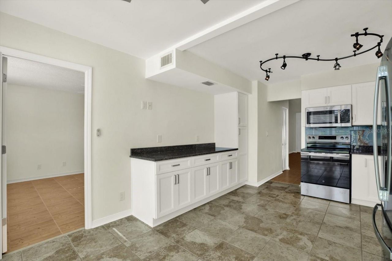 4715 Bay Street Ne, Unit 126, Saint Petersburg, FL 33703 Photo