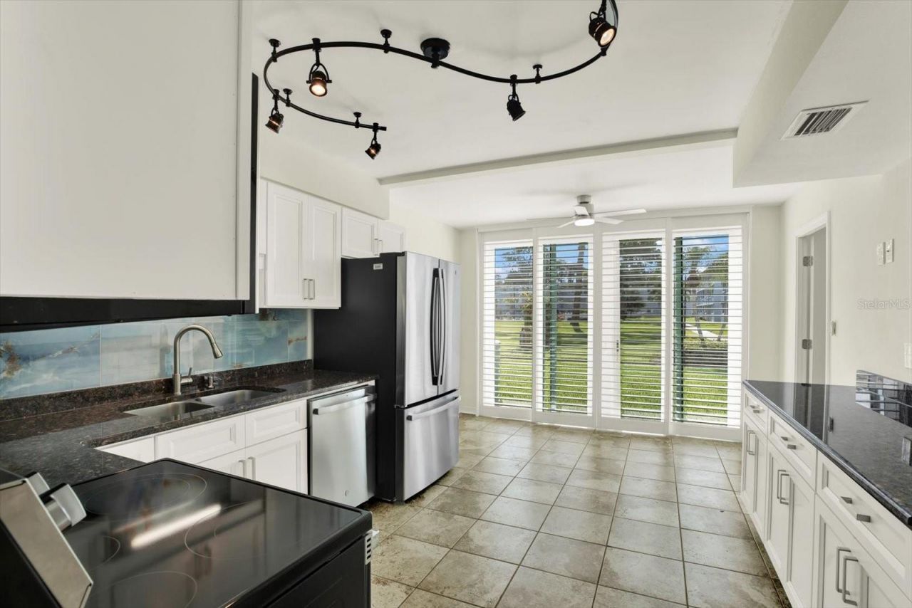 4715 Bay Street Ne, Unit 126, Saint Petersburg, FL 33703 Photo