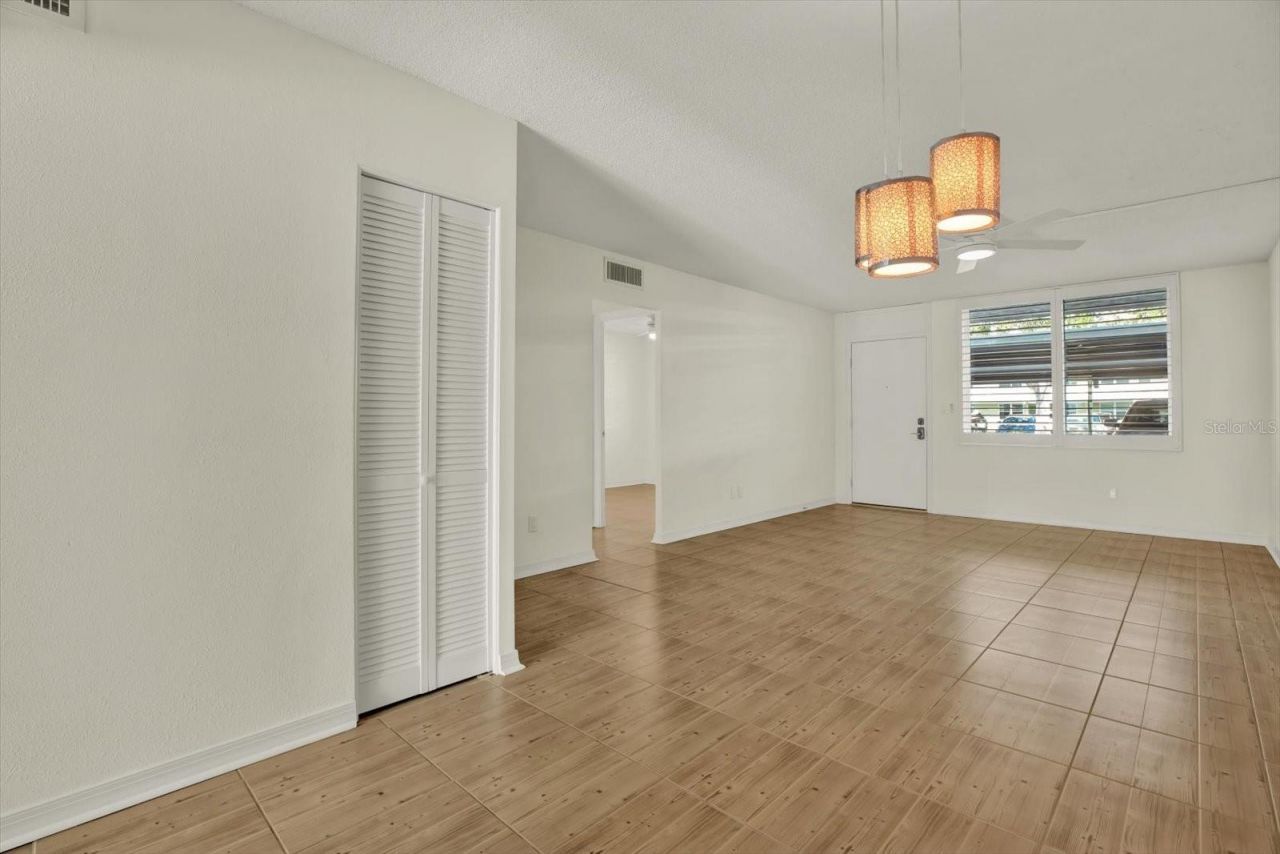 4715 Bay Street Ne, Unit 126, Saint Petersburg, FL 33703 Photo