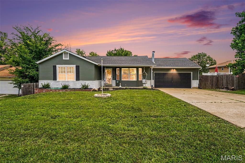 717 Walnut Ridge Drive, Fenton, MO 63026 Main Photo