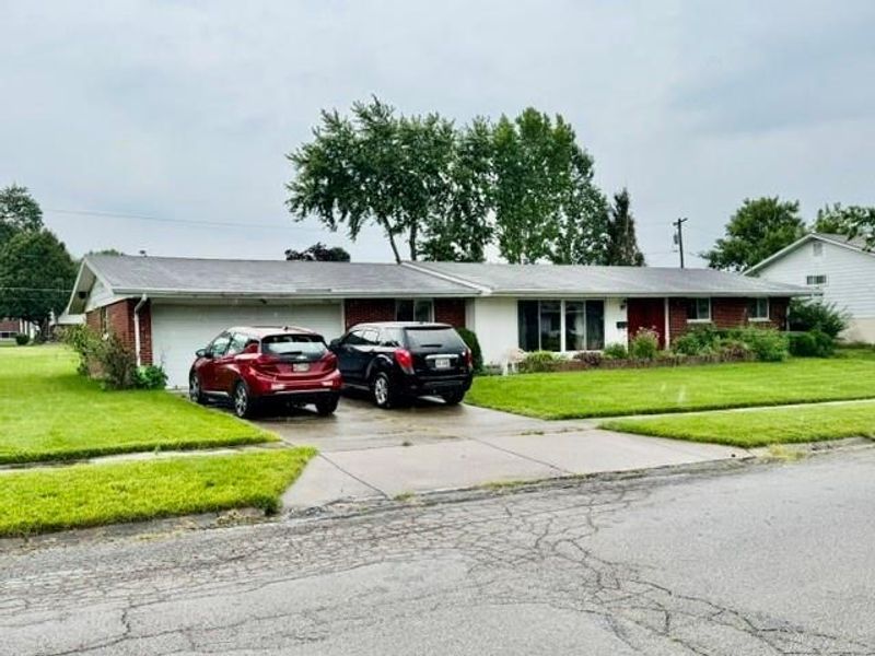 3736 Mandalay Drive, Dayton, OH 45416 Photo 2